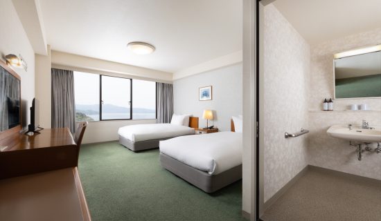 Classic Accessible Room with 2 single beds , Ocean/Sea view